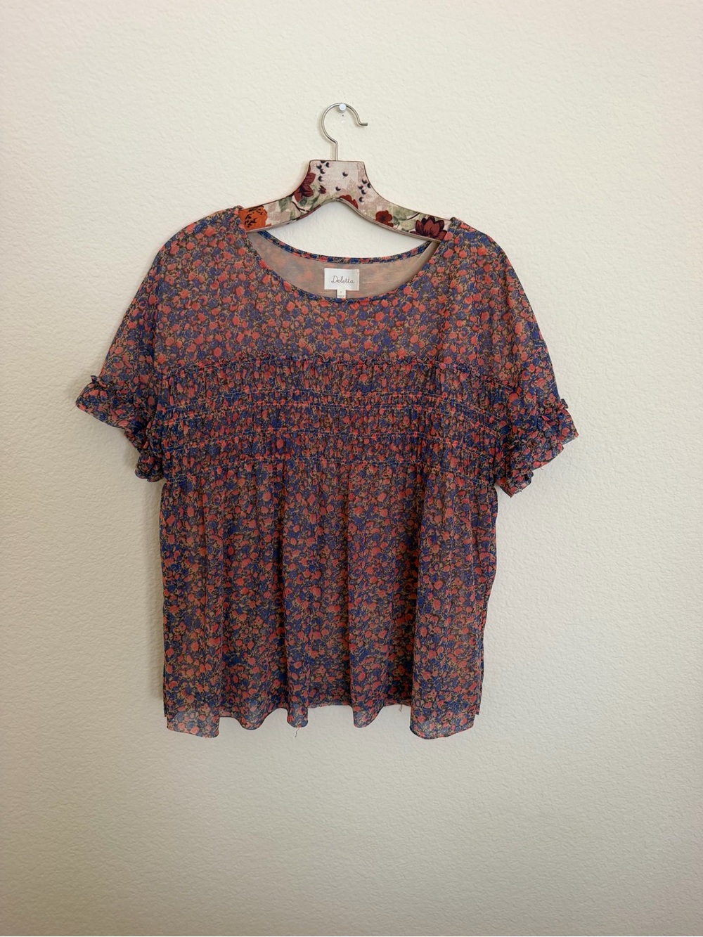 Deletta Navy Floral Smocked Short Sleeve Blouse